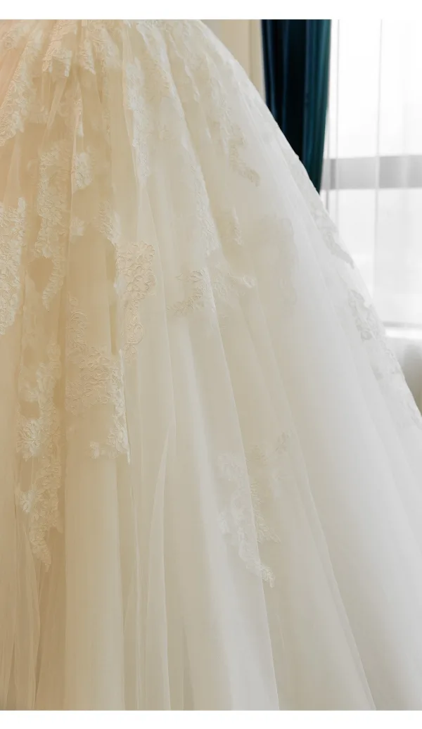 Elegant White Lace Flower Ball Gown Wedding Dresses 2026 Strapless Sleeveless Backless Floor-Length / Long Wedding