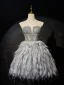 Sexy Gris Fait main Perlage Perle Paillettes Plumes Courte Robe De Fête 2024 Princesse Bustier Sans Manches Dos Nu Cocktail Soirée