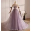 Charmant Lavendel Perlenstickerei Perle Schleife Ballkleider 2024 Ballkleid Spaghettiträger Ärmellos Rückenfreies Sweep / Pinsel Zug Ball Festliche Kleider