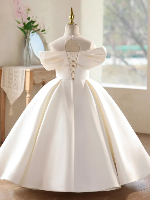 Elegante Ivory / Creme Applikationen Satin Hochzeit Blumenmädchenkleider 2026 Ballkleid Rundhalsausschnitt Kurze Ärmel Rückenfreies Lange
