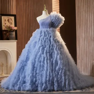 Fashion Sky Blue Cascading Ruffles Rhinestone Prom Dresses 2024 Ball Gown One Shoulder Short Sleeve Backless Sweep Train Prom Formal Dresses