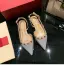 Snygga / Fina Aprikos / Beige Sommar Nit Casual Platt Sandaler Dam 2022 Läder Spetsiga Sandaler