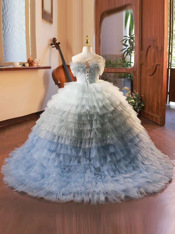 Charmant Bleu Ciel Perlage Perle Paillettes Volants en Cascade Anniversaire Robe Ceremonie Fille 2024 Robe Boule Encolure Dégagée Sans Manches Dos Nu Tribunal Train
