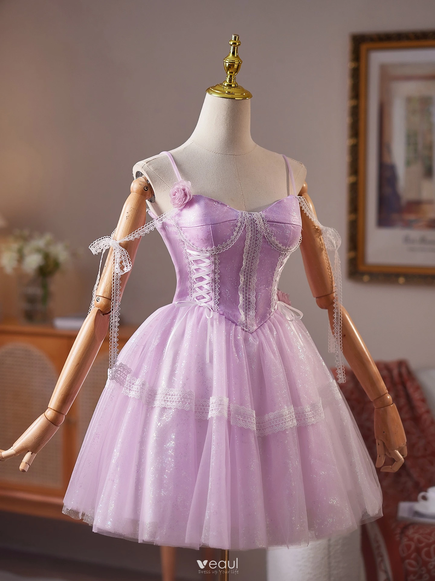 Sexy Lavender Lace Sequins Short Party Dresses 2025 Ball Gown Spaghetti  Straps Sleeveless Backless Formal Dresses
