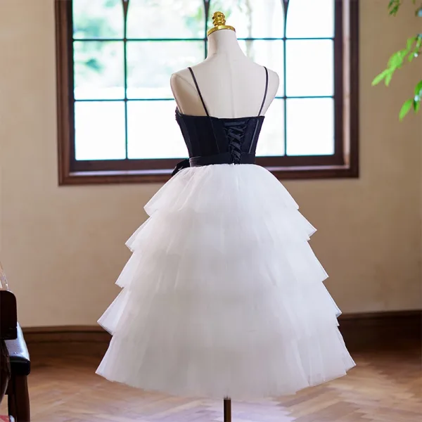 Vintage / Retro Black Beading Cascading Ruffles Graduation Dresses 2024 Ball Gown Spaghetti Straps Sleeveless Backless Bow Sash Tea-length Homecoming
