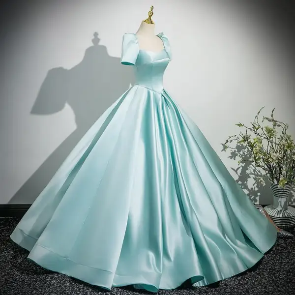 Chic Vert Citron Satin Robe De Bal 2025 Robe Boule Encolure Carrée Manches Courtes Dos Nu Noeud Longue Promo Robe De Ceremonie