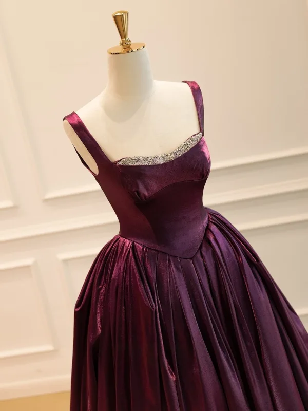 Enkla Dansande Purple Balklänningar 2025 Prinsessa Korsade remmar Satin Ruffle Formella Klänningar Långa Ärmlös