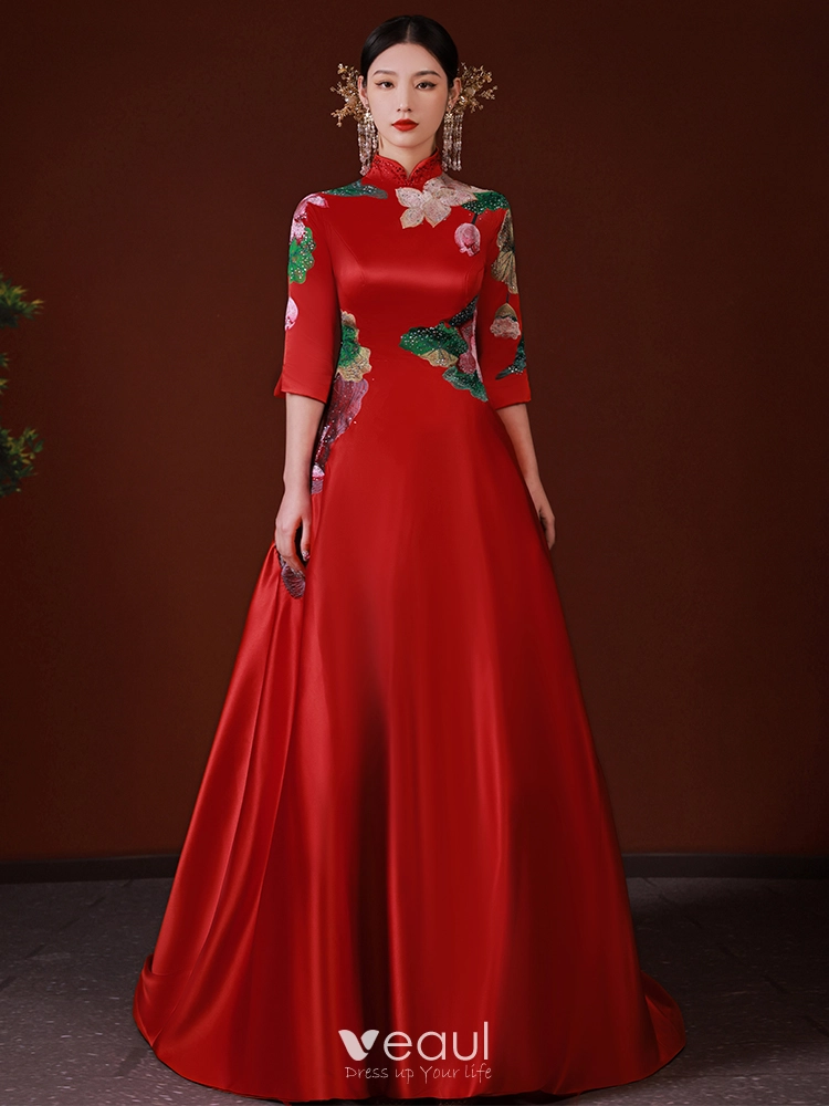 Chinese style Red Rhinestone Embroidered Prom Dresses 2022 Satin A