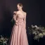 Chic / Belle Rougissant Rose Appliques Satin Robe De Bal 2023 Princesse Bretelles Spaghetti Sans Manches Dos Nu Thé Longueur Robe De Ceremonie