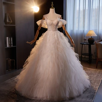 Charming White Beading Pearl Lace Flower Cascading Ruffles Light Wedding Dresses 2024 Ball Gown Spaghetti Straps Sleeveless Backless Sweep Train