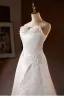 Élégant Blanche En Dentelle Fleur Appliques Satin Légère Robe De Mariée 2025 Princesse Bustier Sans Manches Dos Nu Train De Balayage Mariage