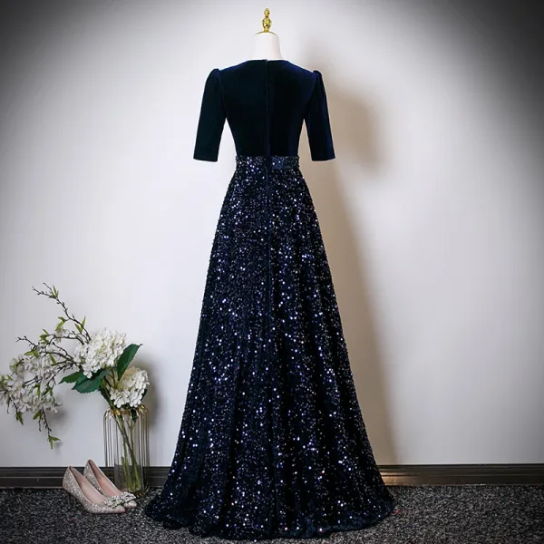 Vintage / Retro Navy Blue Sequins Mother Of The Bride Dresses 2025 A-Line / Princess High Neck Short Sleeve Floor-Length / Long