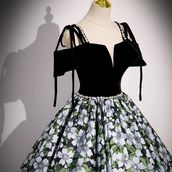 Chic / Beautiful Black Floral Prom Dresses 2023 Ball Gown Spaghetti Straps Rhinestone Short Sleeve Backless Floor-Length / Long Prom Formal Dresses