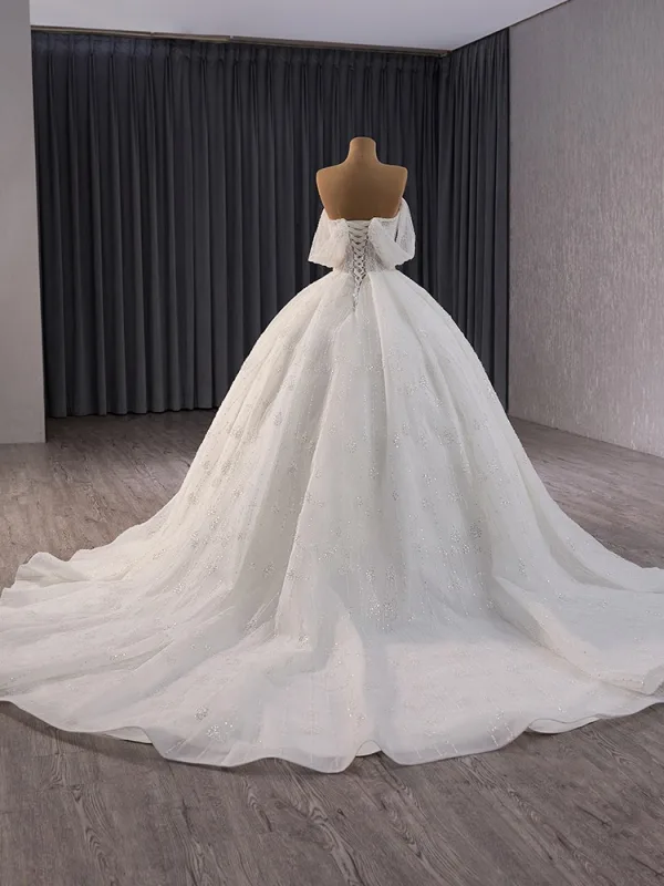 Luxus / Herrlich Weiß Handgefertigt Perlenstickerei Perle Pailletten Ballkleid Brautkleider / Hochzeitskleider 2024 Bandeau Ärmellos Rückenfreies Kapelle-Schleppe Hochzeit