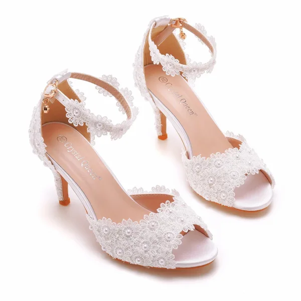 Sexy White Pearl Lace Flower Wedding Shoes 2023 Ankle Strap 7 cm Stiletto Heels Open / Peep Toe Wedding Sandals High Heels