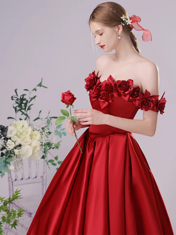 Chic / Beautiful Burgundy Satin Prom Dresses 2023 A-Line / Princess Off-The-Shoulder Appliques Sleeveless Backless Floor-Length / Long Prom Formal Dresses