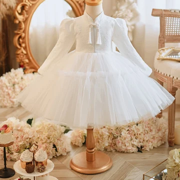 Style Chinois Blanche Courte Perle Anniversaire Robe Ceremonie Fille 2023 Robe Boule Col Haut Noeud Manches Courtes