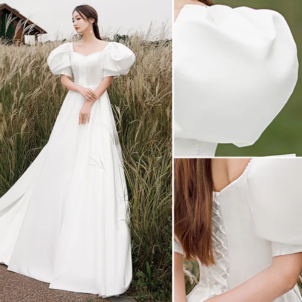 Vintage / Retro White Satin Prom Dresses 2022 A-Line / Princess Square Neckline Puffy Short Sleeve Backless Court Train Prom Formal Dresses