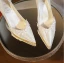 Elegant White Satin Appliques Wedding Shoes 2024 8 cm Stiletto Heels Pointed Toe Wedding Pumps High Heels
