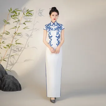 Chinese Style White Lace Flower Split Front Cheongsam 2025 Trumpet Mermaid High Neck Short Sleeve Floor Length Long Evening Party Cheongsam Qipao