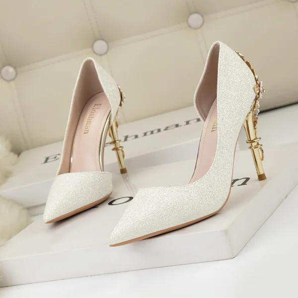Charming Glitter White Wedding Shoes 2023 10 cm Stiletto Heels Pointed Toe Wedding High Heels
