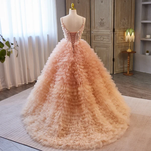 Charmant Orange Perlenstickerei Pailletten Applikationen Plissee Ballkleider 2023 Ballkleid Spaghettiträger Ärmellos Rückenfreies Sweep / Pinsel Zug Ball Festliche Kleider