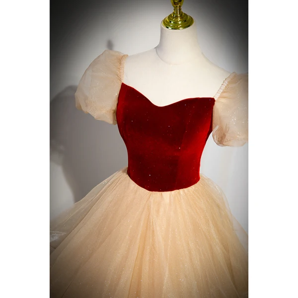 Elegant Burgundy Glitter Sequins Cascading Ruffles Prom Dresses 2023 Ball Gown Square Neckline Puffy Short Sleeve Backless Floor-Length / Long Prom Formal Dresses