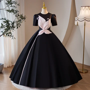 Élégant Noire Perle Robe De Bal 2023 Robe Boule Satin Encolure Dégagée Manches Courtes Dos Nu Longue Promo Robe De Ceremonie