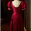 Chic / Belle Bordeaux Robe De Bal 2022 Princesse Encolure Carrée Perle Paillettes Faux Diamant Noeud Manches Courtes Dos Nu Longue Robe De Ceremonie
