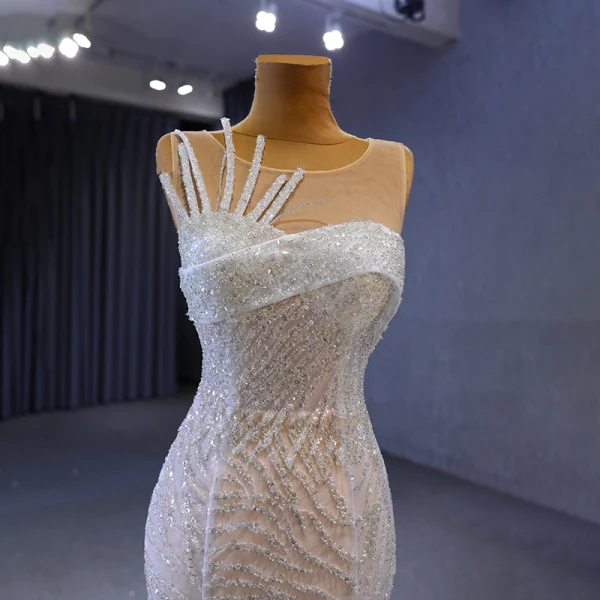 High-end Charming White Glitter Sequins Wedding Dresses 2023 Trumpet / Mermaid Scoop Neck Sleeveless Chapel Train Wedding