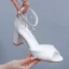 Chic / Belle Blanche Faux Diamant Chaussure De Mariée 2024 Bride Cheville 7 cm Talons Épais Peep Toes / Bout Ouvert Mariage Sandales Talons Hauts