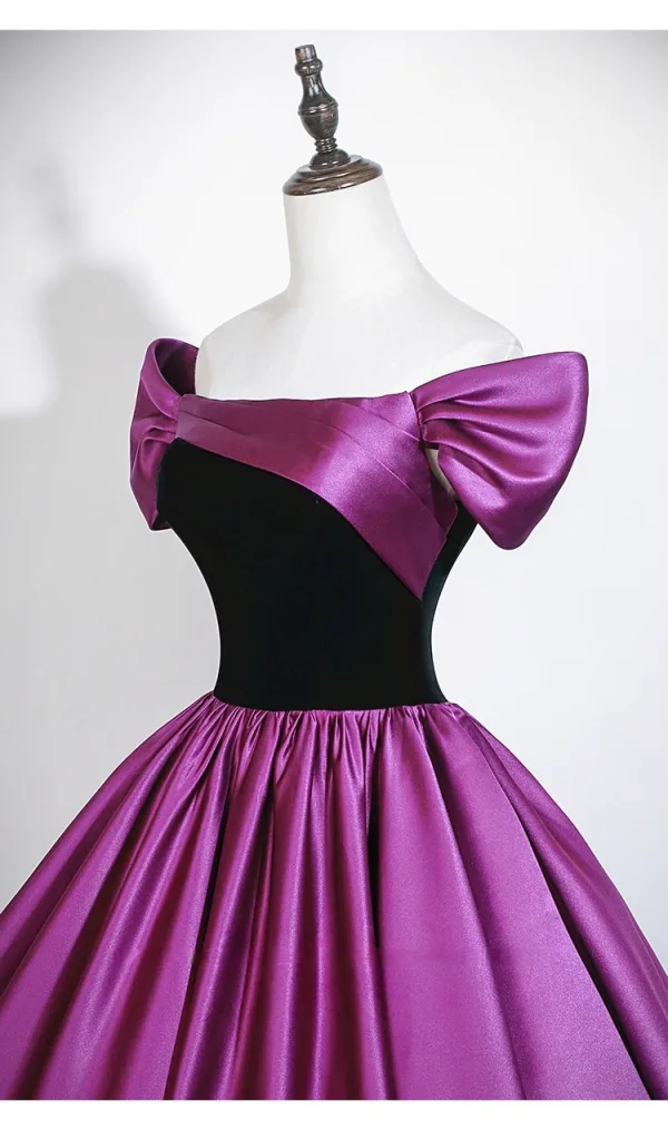 Y2K-Inspired Purple Prom Dresses 2026 Ball Gown Off-The-Shoulder Short Sleeve Backless Floor-Length / Long Formal Dresses