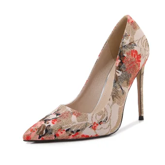 Chinese Style Red Prom Embroidered Pumps 2023 12 Cm Stiletto Heels Pointed Toe Pumps High Heels
