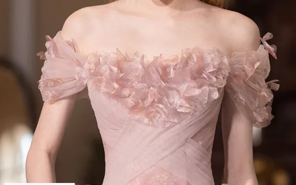 Chic / Beautiful Blushing Pink Appliques Prom Dresses 2025 A-Line / Princess Off-The-Shoulder Short Sleeve Backless Floor-Length / Long Formal Dresses
