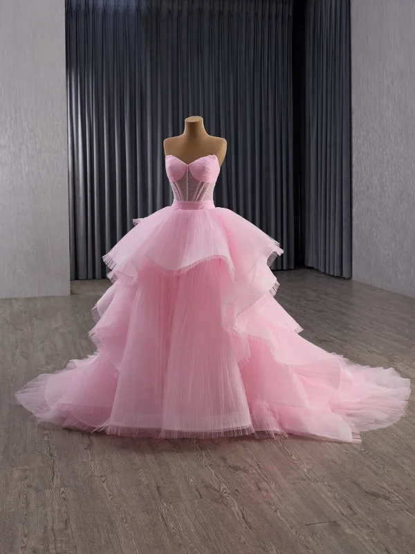 High-end Sukkertøyrosa Håndlaget Beading Gripende Ruffles Ballkjoler 2025 Ballkjole Kjæreste Langermede Ryggløse Cathedral Train Formelle Kjoler
