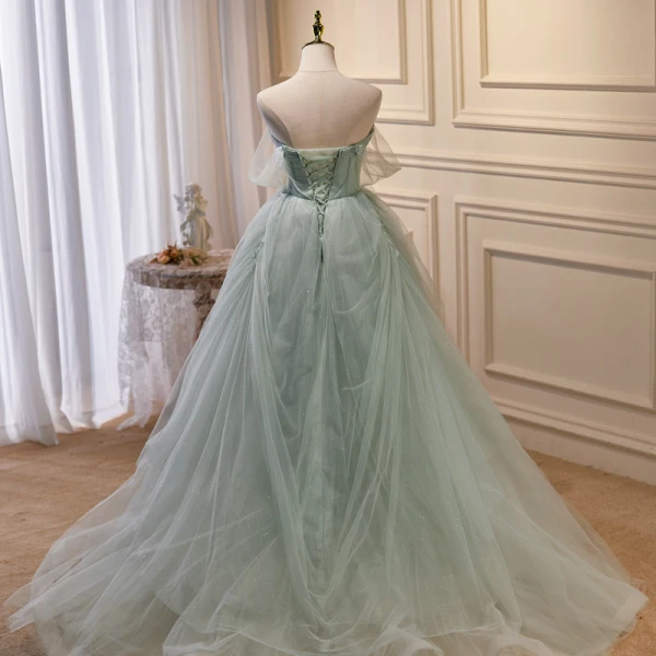 Charmant Salbeigrün Perlenstickerei Perle Pailletten Ballkleider 2023 Ballkleid Bandeau Ärmellos Rückenfreies Sweep / Pinsel Zug Ball Festliche Kleider