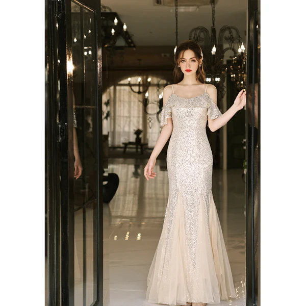 Scintillantes Sexy Champagne Paillettes Robe De Soirée 2022 Trompette / Sirène Bretelles Spaghetti Manches Courtes Dos Nu Longue Soirée Robe De Ceremonie