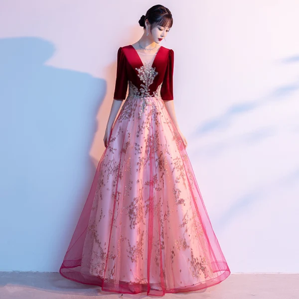 Chic / Beautiful Burgundy Beading Sequins Prom Dresses 2024 A-Line / Princess Scoop Neck 1/2 Sleeves Backless Floor-Length / Long Prom Formal Dresses