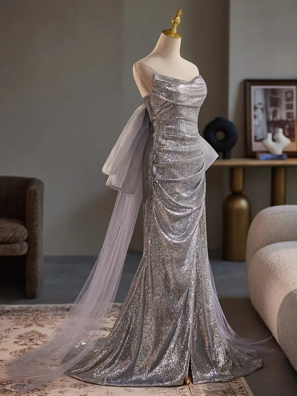 Sexy Silber Grau Pailletten Gespaltete Front Ballkleider 2024 Meerjungfrau Bandeau Ärmellos Rückenfreies Sweep / Pinsel Zug Ball Festliche Kleider