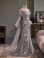 Sexy Silber Grau Pailletten Gespaltete Front Ballkleider 2024 Meerjungfrau Bandeau Ärmellos Rückenfreies Sweep / Pinsel Zug Ball Festliche Kleider