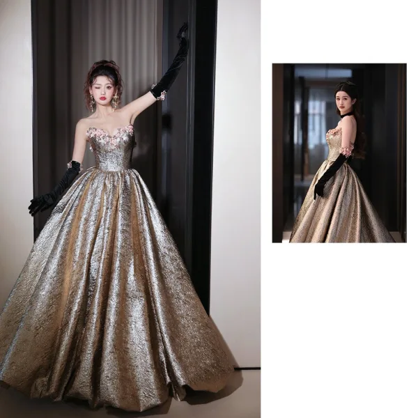 Fashion Gold Appliques Glitter Prom Dresses 2025 Ball Gown Strapless Sleeveless Backless Floor-Length / Long Prom Formal Dresses