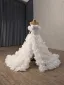 Luxe Witte Handgemaakt Parel Appliques Split Voorzijde Trouwjurken 2025 Baljurk Strapless Mouwloos Ruglooze Chapel Train Huwelijk