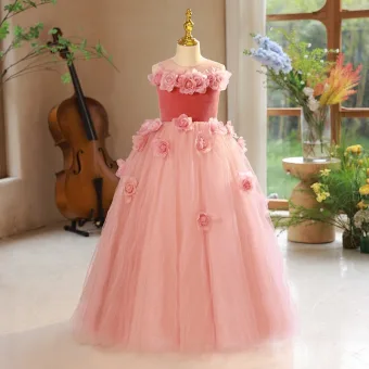 Elegant Blushing Pink Appliques Flower Girl Dresses 2024 Ball Gown Scoop Neck Flower Girl Dresses Backless Floor Length Long Birthday Sleeveless