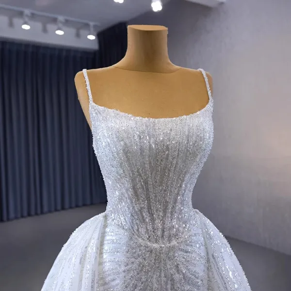 Haut de Gamme Scintillantes Blanche Glitter Perlage Paillettes Robe De Mariée 2023 Trompette / Sirène Bretelles Spaghetti Sans Manches Dos Nu Tribunal Train Mariage