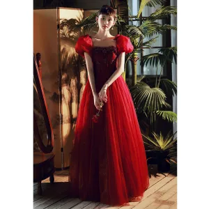 Chic Belle Bordeaux Perlage Paillettes Robe De Bal 2022 Princesse Bustier Gonflée Manches Courtes Dos Nu Longue Robe De Ceremonie