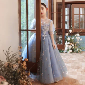 Chic Belle Bleu Ciel Perlage Paillettes En Dentelle Fleur Promo Robe Ceremonie Fille 2022 Princesse Encolure Dégagée Manches Courtes Longue Robe Ceremonie Fille