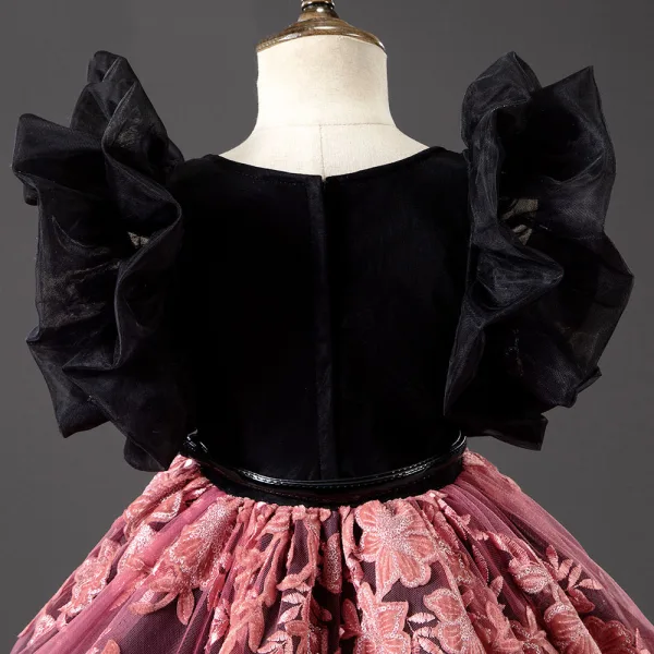 Vintage / Originale Bordeaux Paillettes En Dentelle Fleur Promo Robe Ceremonie Fille 2022 Robe Boule Encolure Dégagée Gonflée Manches Courtes Noeud Ceinture Tribunal Train Robe Ceremonie Fille