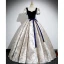 Elegante Schwarz Drucken Ballkleider 2023 Ballkleid Eckiger Ausschnitt Kurze Ärmel Rückenfreies Schleife Lange Ball Festliche Kleider