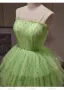 Sexy Vert Cendré Étoile Paillettes Courte Robe De Fête 2023 Bretelles Spaghetti Volants en Cascade Sans Manches Dos Nu Cocktail Soirée Robe De Ceremonie