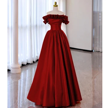 Elegant Burgundy Satin Prom Dresses 2023 A Line Princess Ruffle Strapless Sleeveless Backless Floor Length Long Prom Formal Dresses